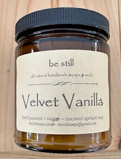 Velvet Vanilla coconut & apricot wax candle